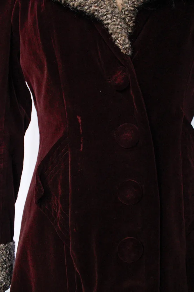 1930s Plum Velvet Belted Coat with Faux Persian Lamb Wool Trim - S/M