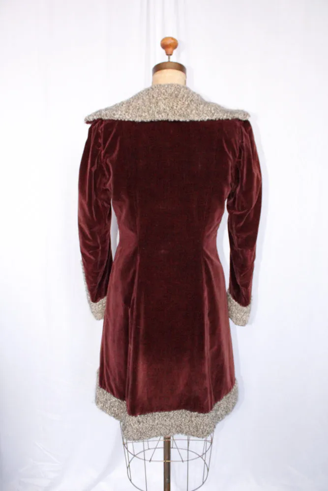 1930s Plum Velvet Belted Coat with Faux Persian Lamb Wool Trim - S/M