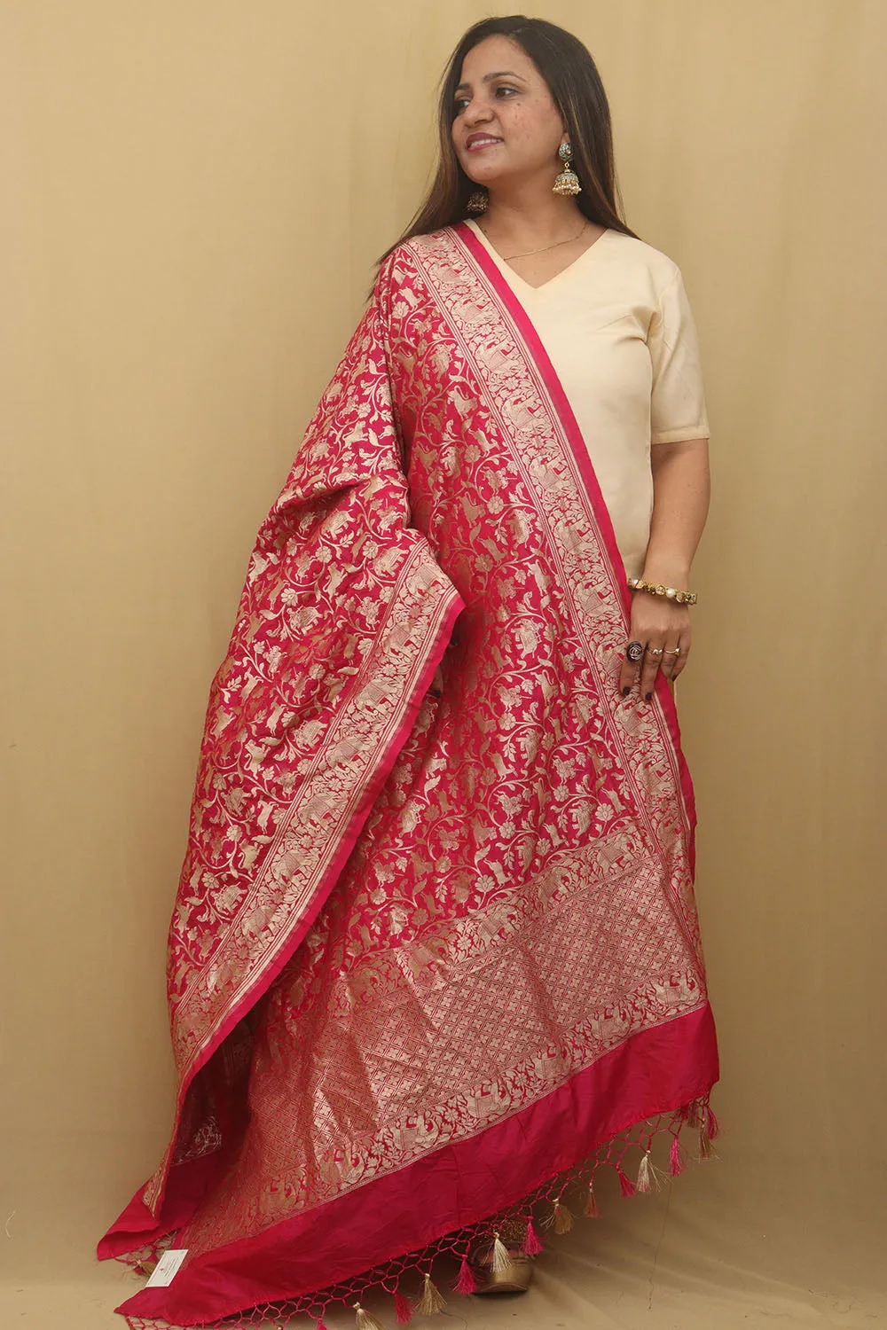 Elegant Pink Banarasi Silk Shikargah Dupatta: A Timeless Masterpiece