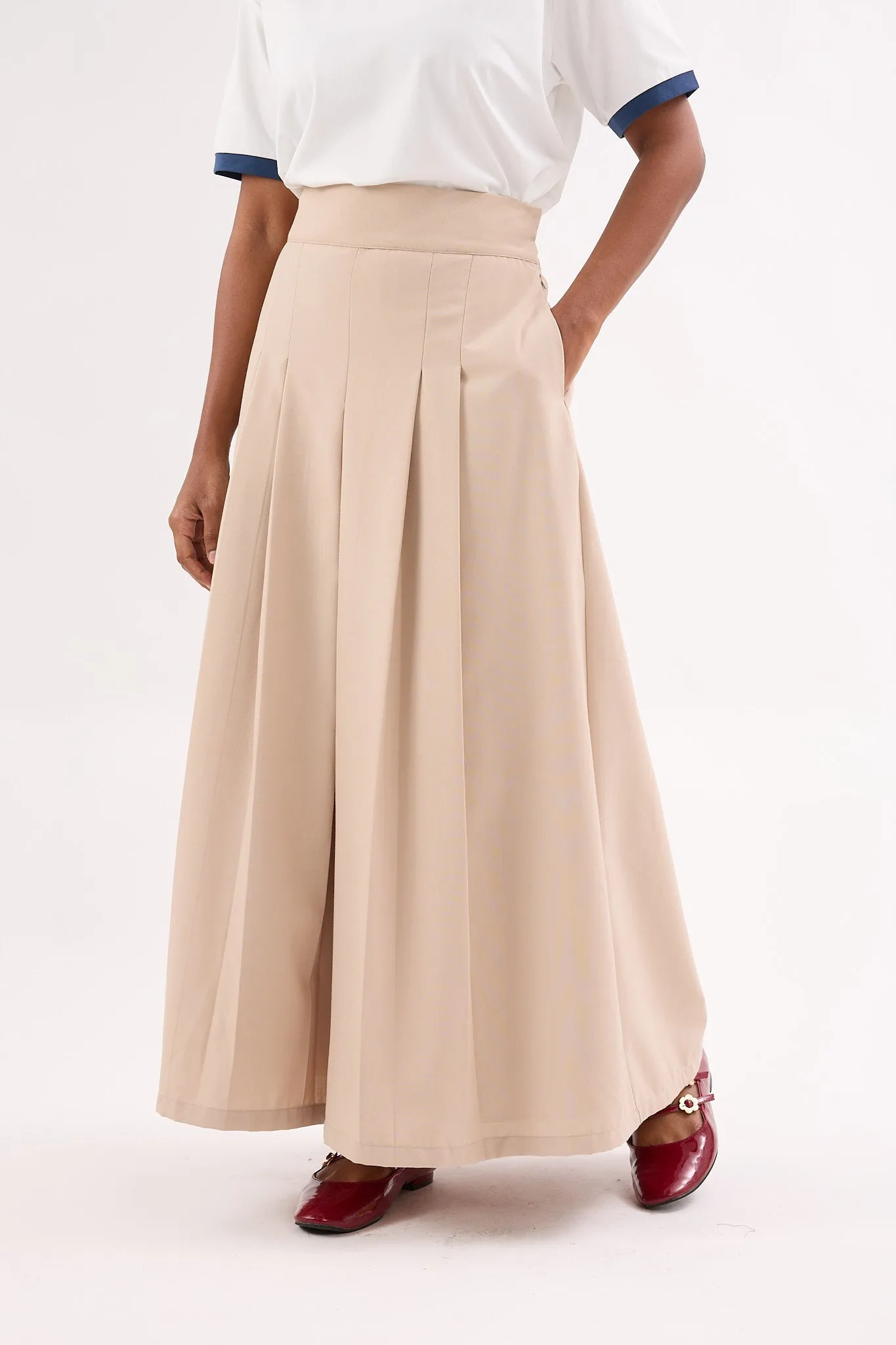Nude Box Pleated Skirt - Women's