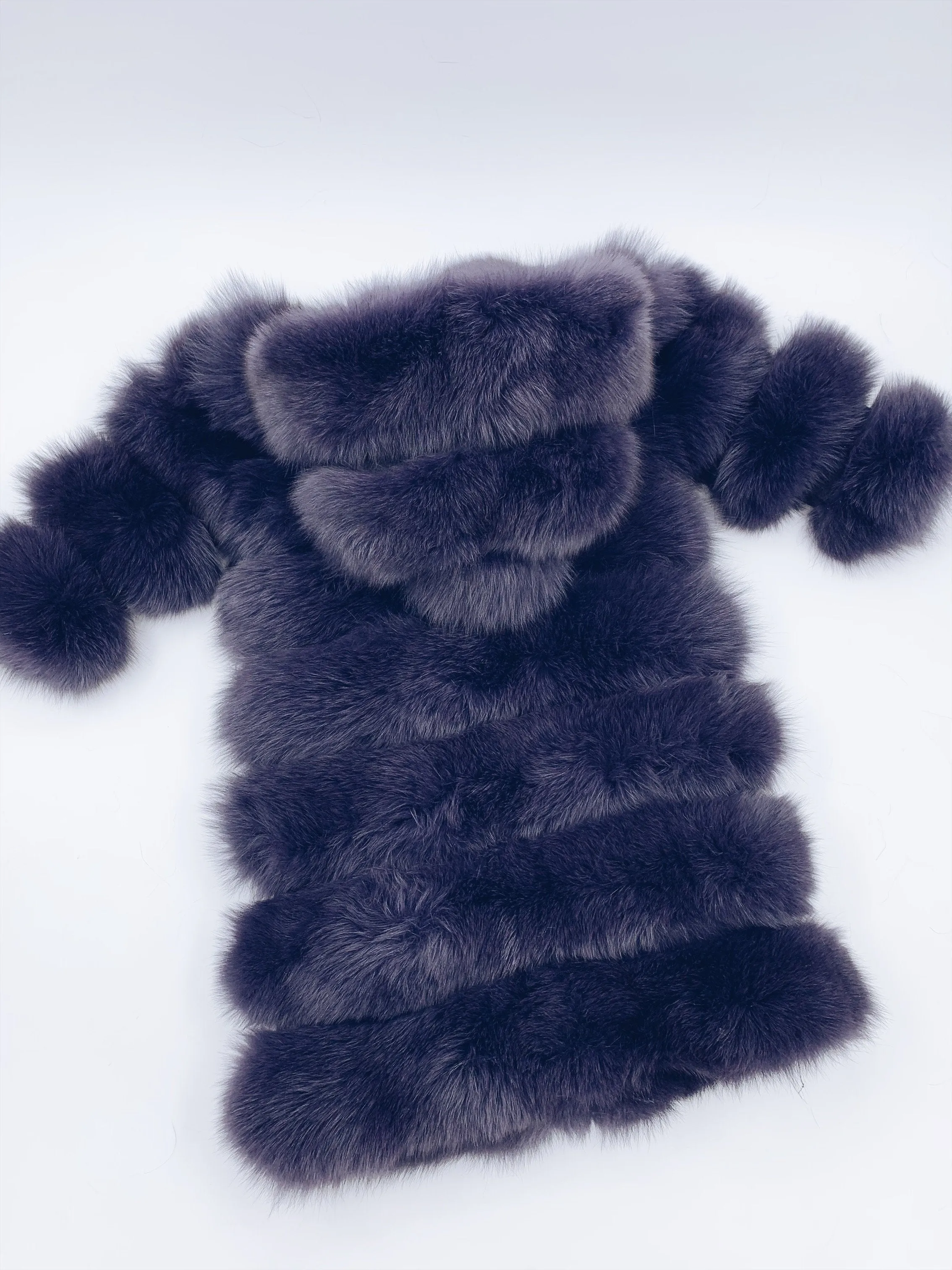 PRE ORDER(delivery in 3/4 weeks)Mi LOVES SIGNATURE ELITE COLLECTION !!SUPER LUXURIOUS LONG FOX FUR COAT .