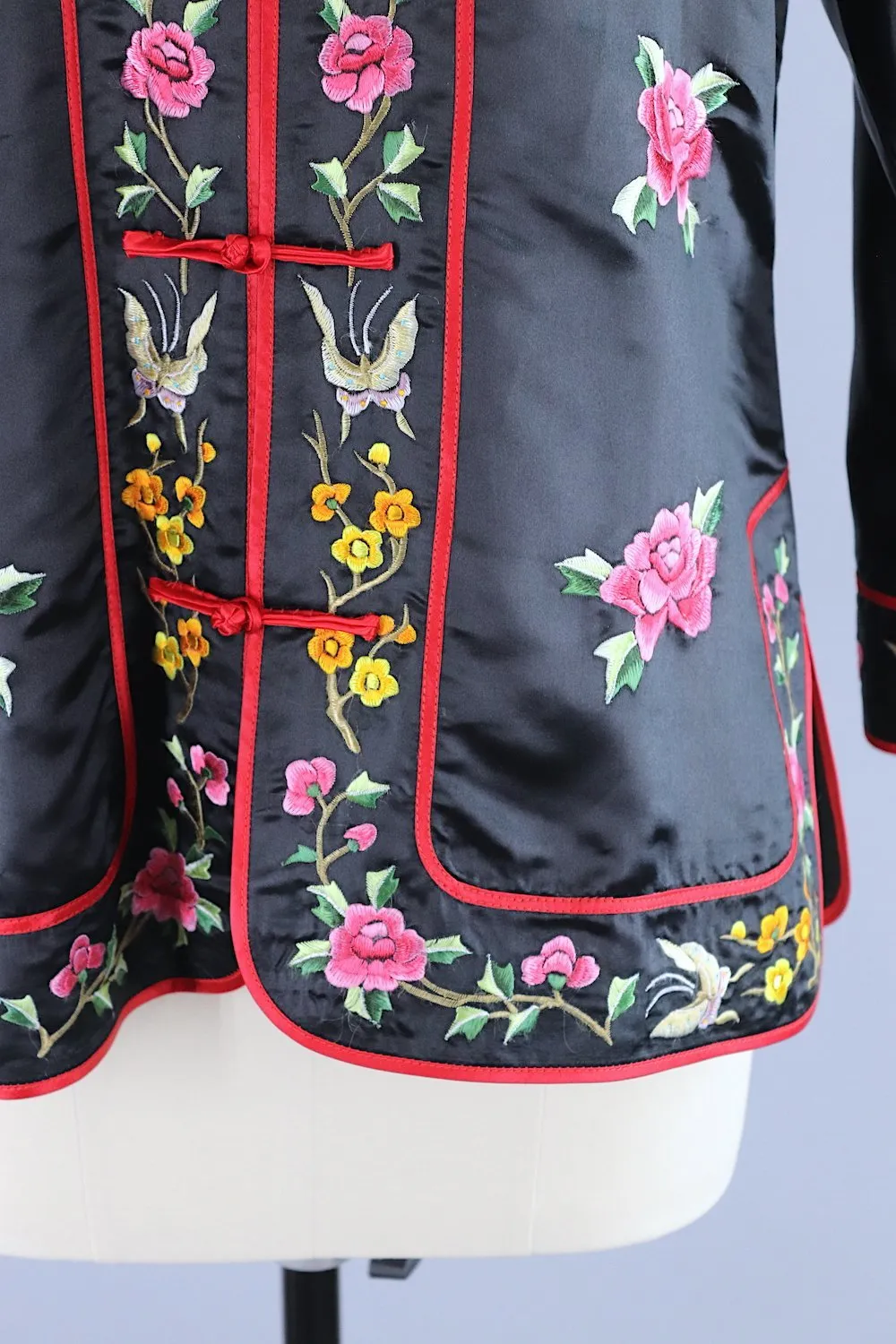 Vintage 1980s Embroidered Chinese Satin Jacket