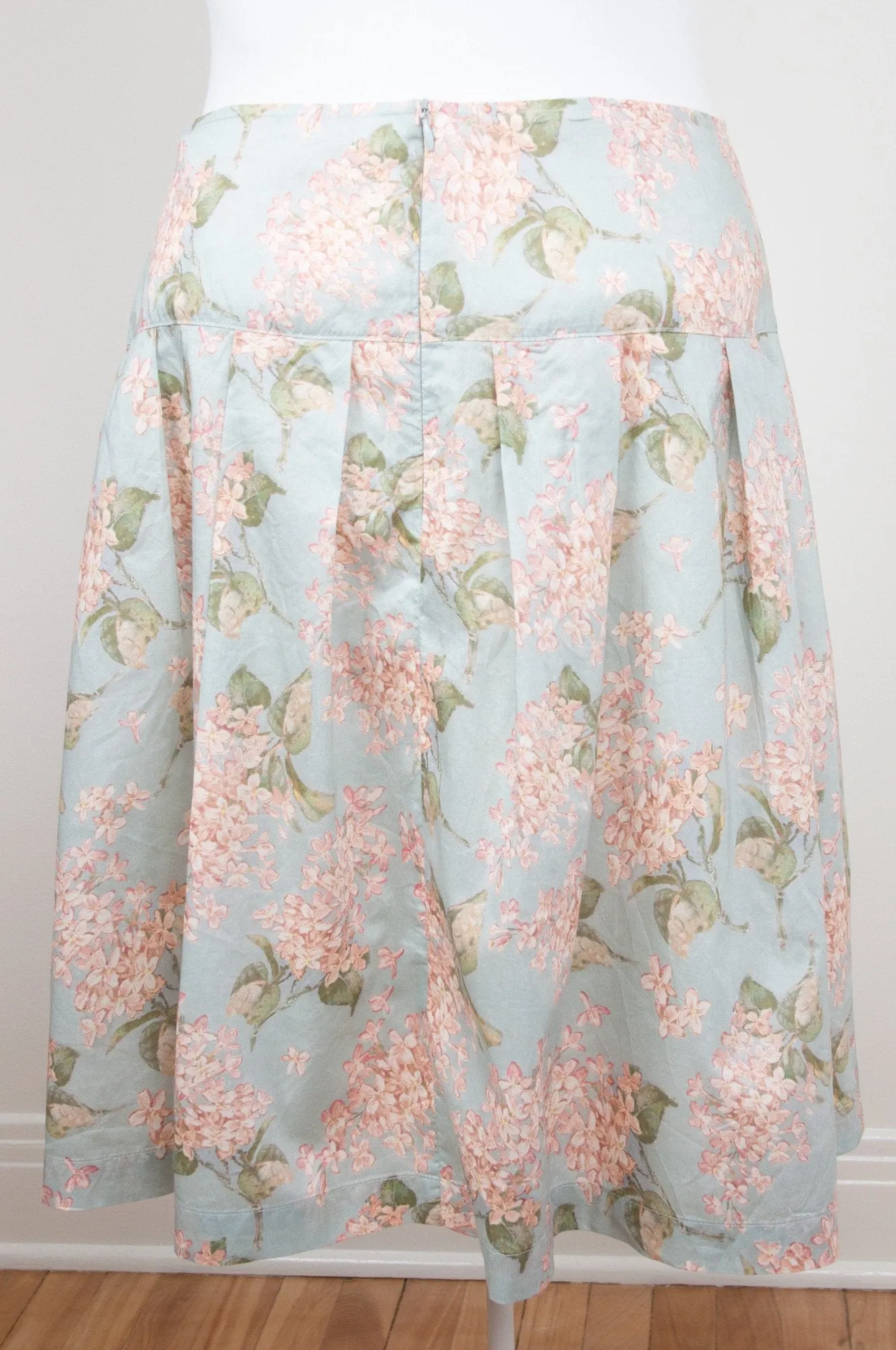 Vintage floral pleated skirt